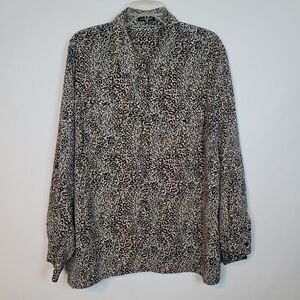 Notations Woman 3X Tunic Cheetah Animal Print RollTab Sleeve Silky Button Up Top